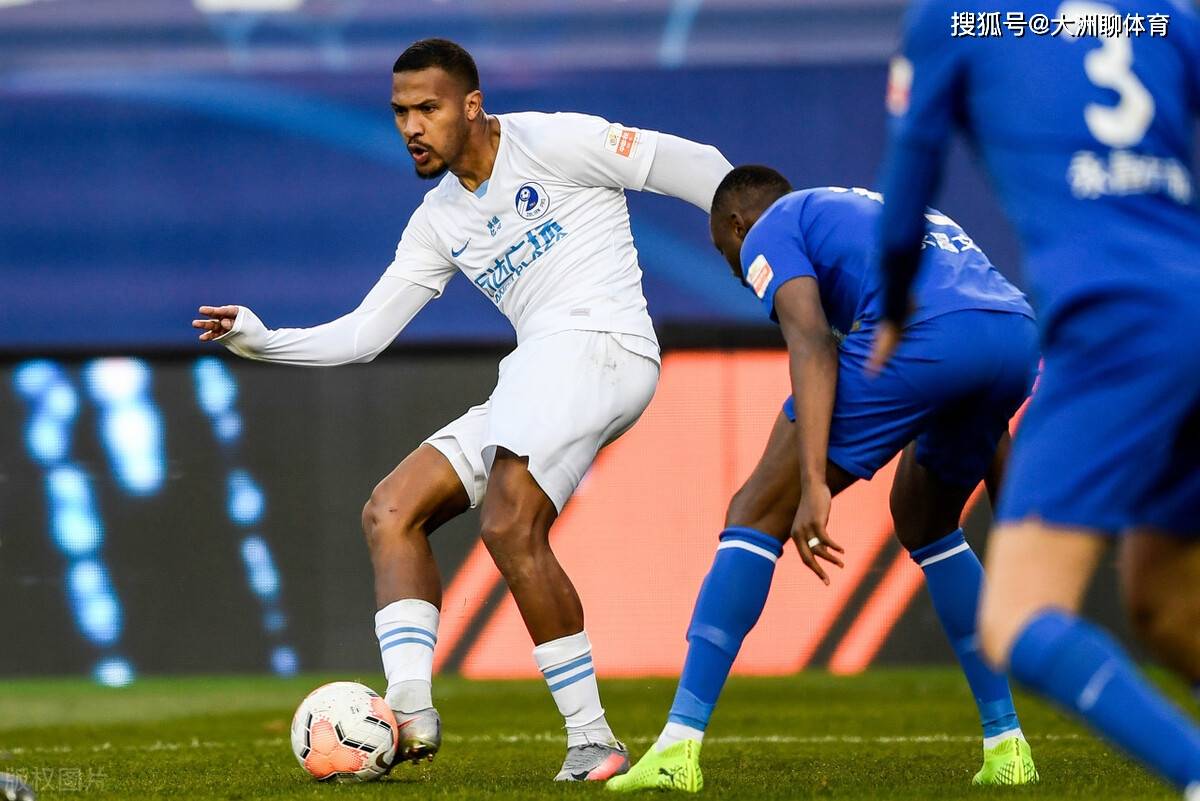 关于今夜勒沃库森备战中超，篮板制胜细节流出，细节曝光，年轻球员获得机会的信息