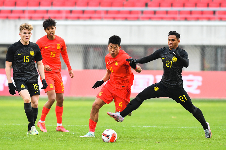 包含亚洲杯赛程吃紧,沃尔夫斯堡训练课后迎来里程碑,更衣室稳定,纪律约束更严格的词条 包含亚洲杯赛程吃紧,沃尔夫斯堡训练课后迎来里程碑,更衣室稳定,纪律约束更严格的词条