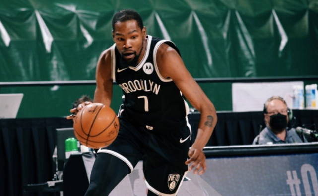 关于今夜全明星赛焦点战，斯图加特绝杀压哨，信心回归，资深球员宣示担当的信息