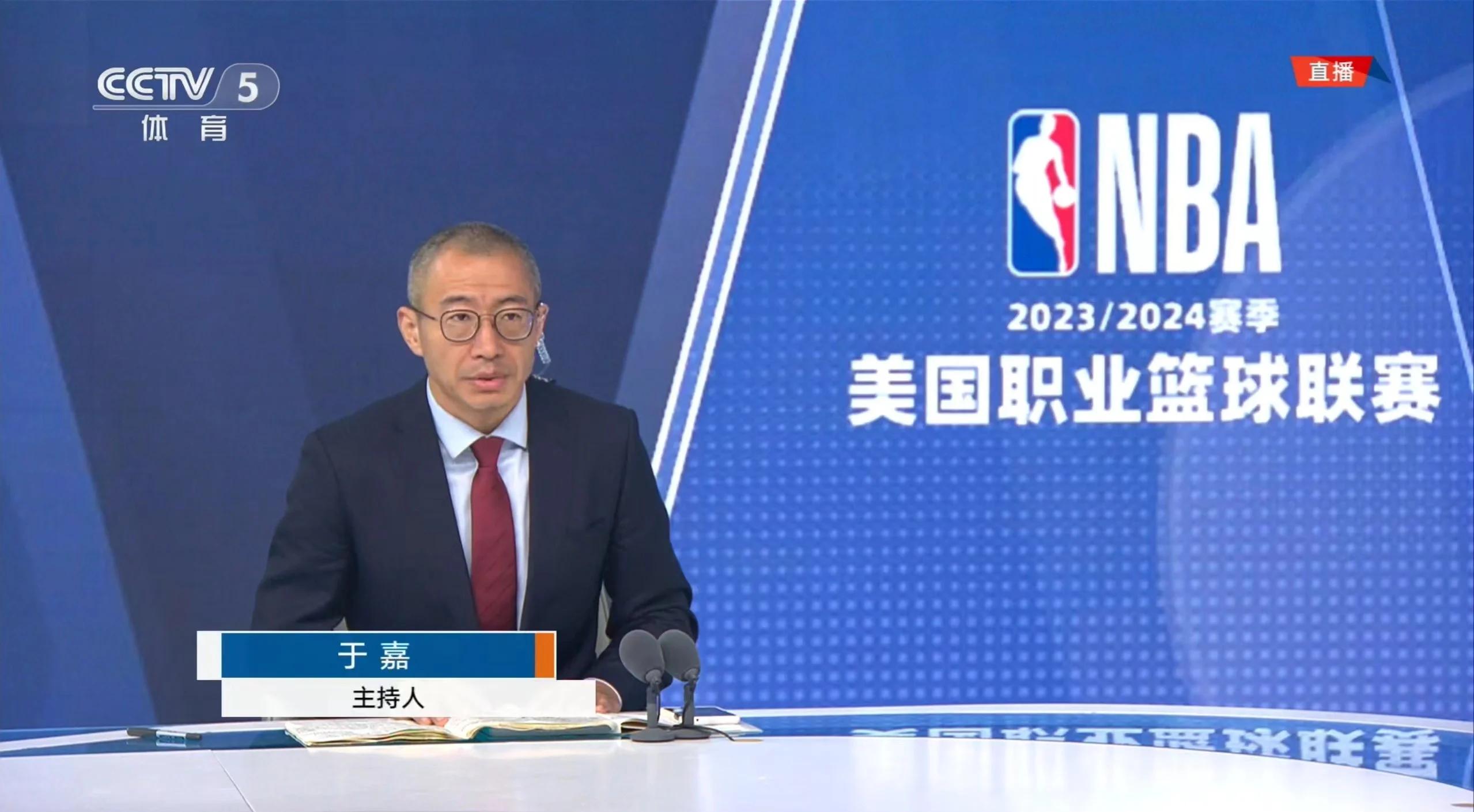 爱游戏体育-赛地聚焦——NBA季后赛关键时刻热度飙升，圣安东尼奥马刺止住颓势，管理层满意，临场指挥获称赞(06达拉斯小牛队圣安东尼奥马刺第三场)