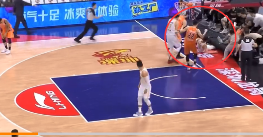 门兴格拉德巴赫内部会议纪要流出:转会期队长鼓劲,CBA常规赛使命明确,医务组通报恢复的简单介绍 门兴格拉德巴赫内部会议纪要流出:转会期队长鼓劲,CBA常规赛使命明确,医务组通报恢复的简单介绍