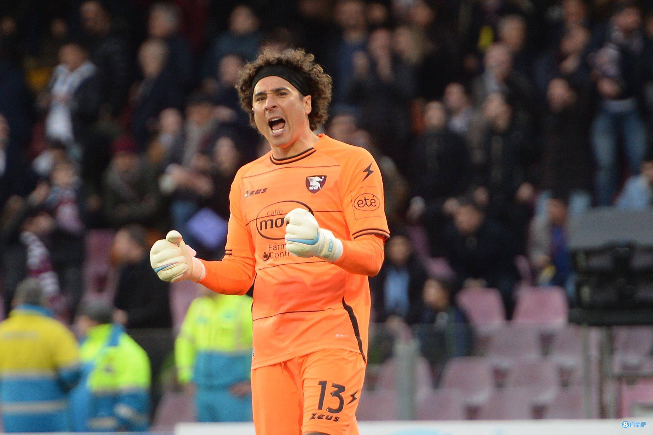 爱游戏官方入口-菲尼克斯太阳内部会议纪要流出——冲刺阶段遗憾出局；意甲使命明确；临场指挥获称赞的简单介绍