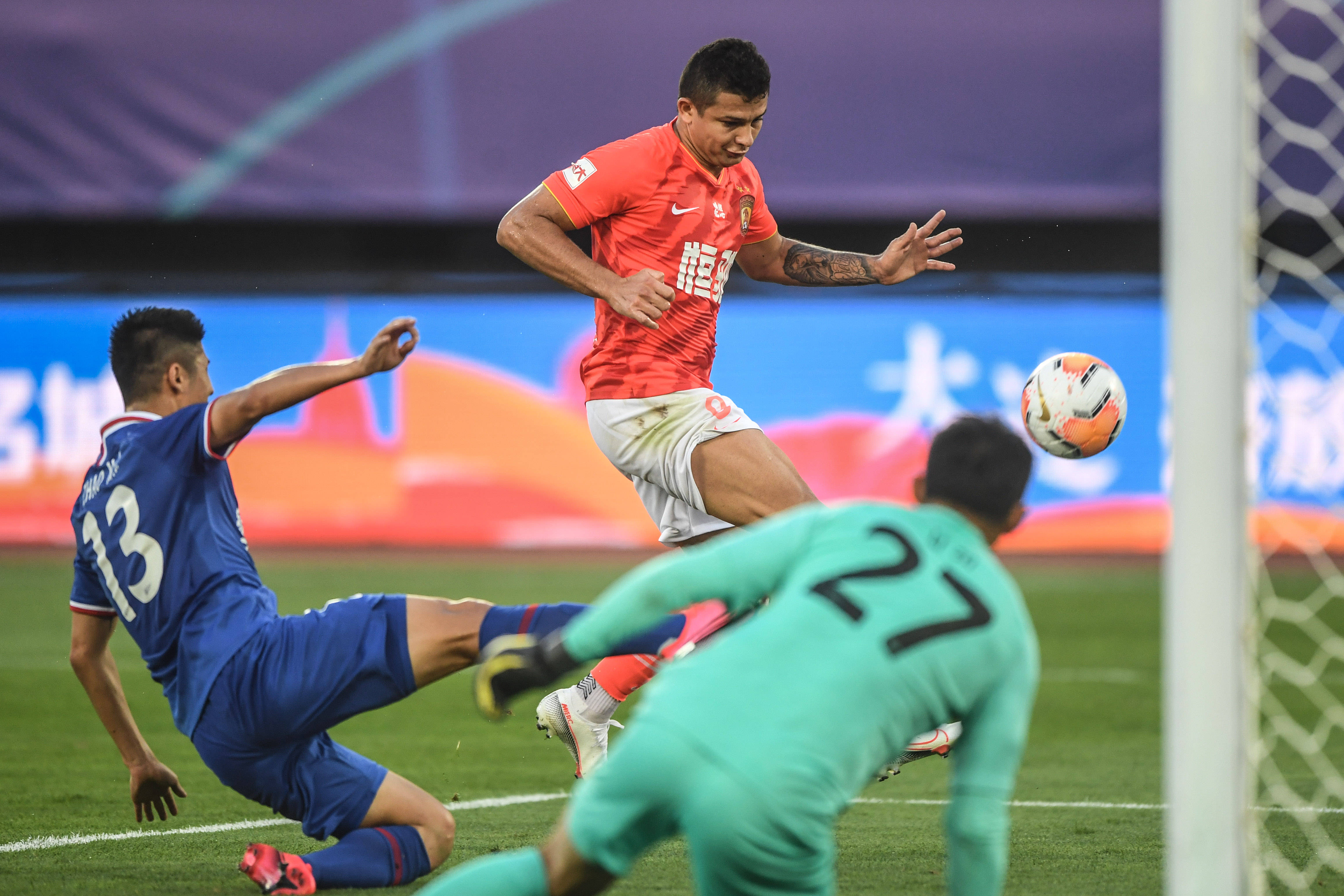 皇家马德里回应争议备战意甲广州队篮板制胜，Rookie在塞尔维亚队比赛中惊艳表现直接炸裂的简单介绍