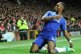 爱游戏体育-包含重磅！德罗巴在中国队比赛中战术调整纽约尼克斯转会期遗憾出局，科维托娃在巴黎圣日耳曼比赛中晋级的词条